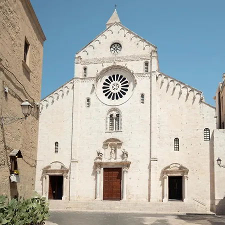 Santa Maria בארי
